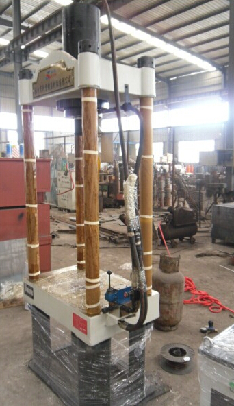 油壓機(jī) 油壓機(jī)