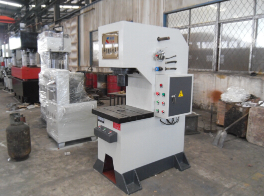 小噸位油壓機(jī)（20噸單臂油壓機(jī)、液壓機(jī)）